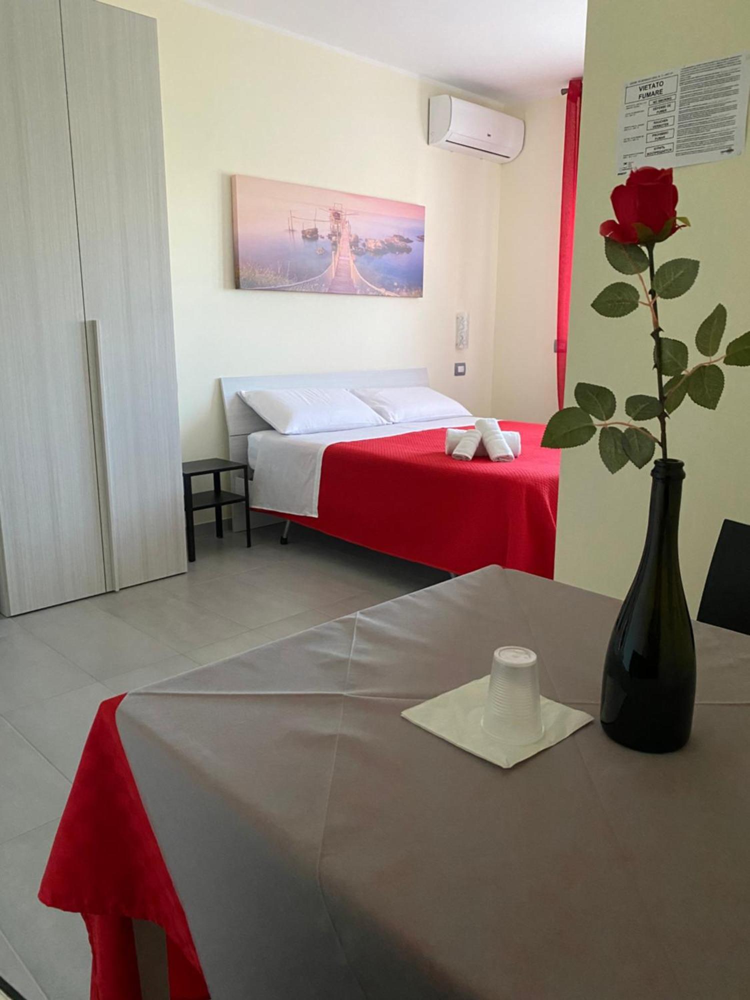 Colline Del Sole Bed & Breakfast San Salvo Exterior photo