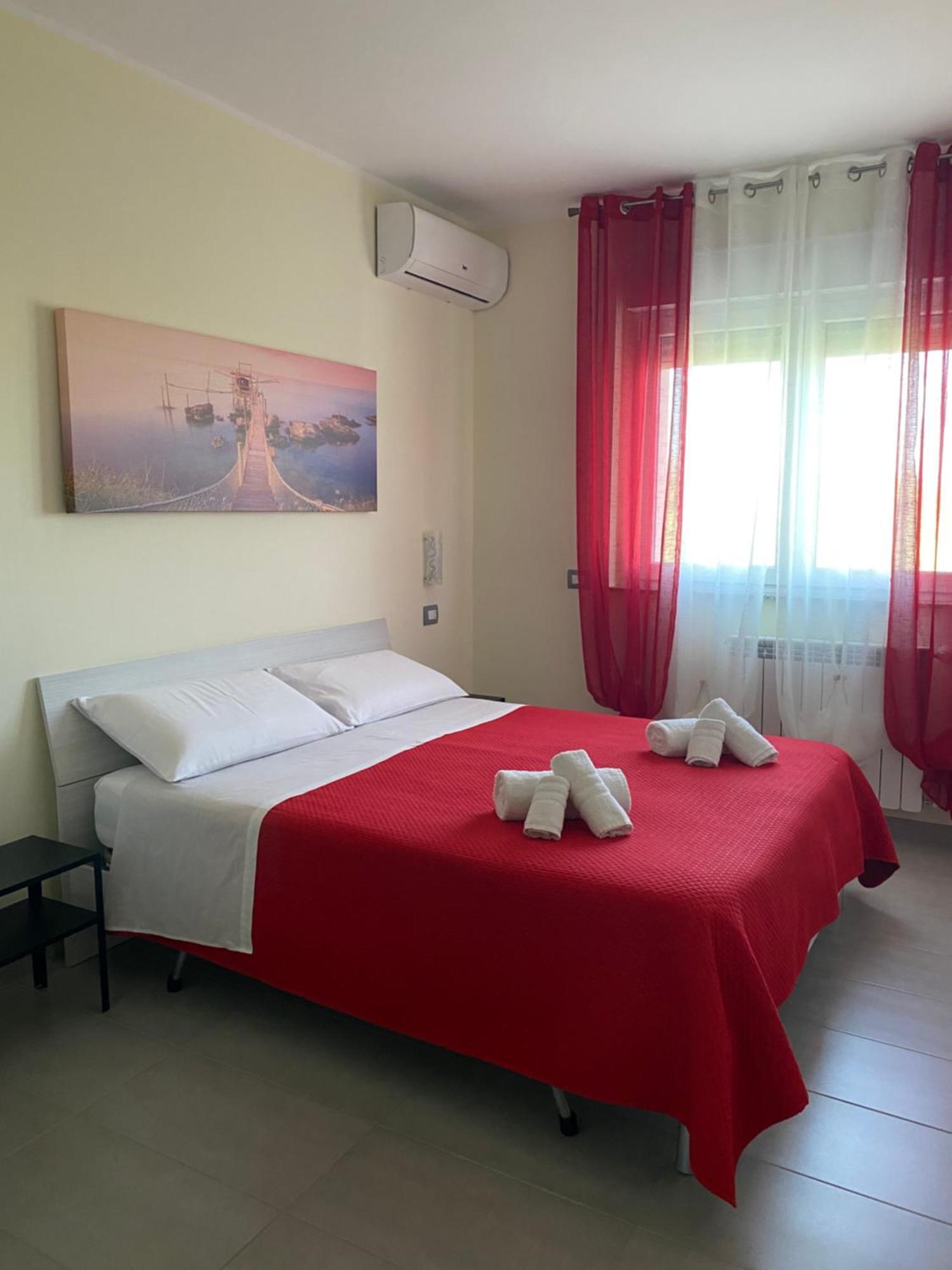 Colline Del Sole Bed & Breakfast San Salvo Exterior photo